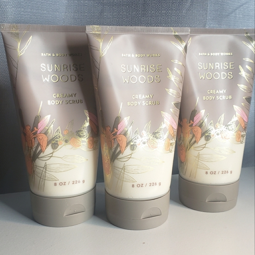 BBW SUNRISE WOODS CREAMY BODY SCRUB  X3